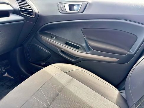 Used 2018 Ford EcoSport SE FWD image 29