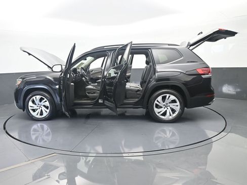 Used 2021 Volkswagen Atlas SE w/ Panoramic Sunroof Package FWD image 74