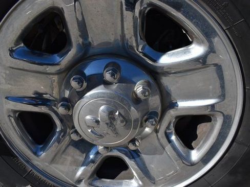 Used 2015 RAM 2500 Tradesman w/ Chrome Appearance Group image 11