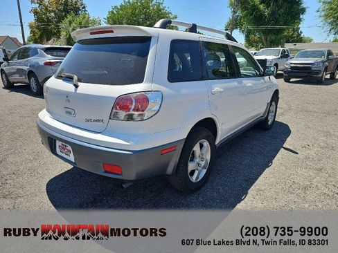 Used 2003 Mitsubishi Outlander XLS image 7