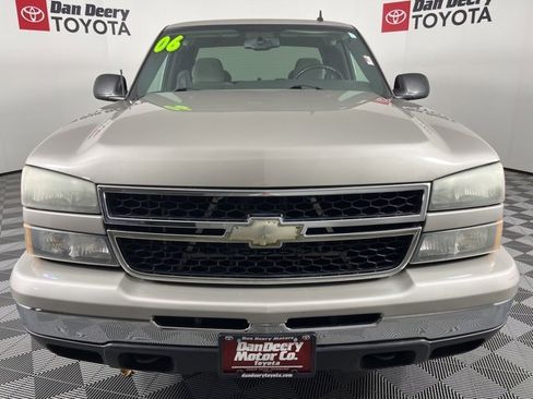 Used 2006 Chevrolet Silverado 1500 LT w/ Light Duty Power Package image 19