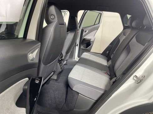 New 2026 Volkswagen ID.4 Pro AWD/4WD image 19