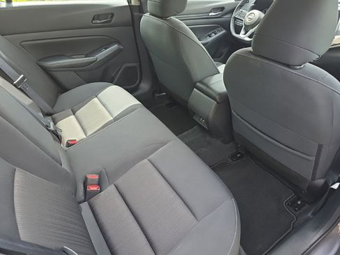 Used 2025 Nissan Altima 2.5 SV FWD image 16