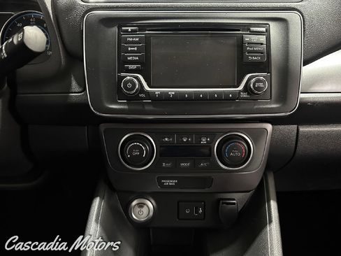 Used 2019 Nissan Leaf S w/ S Charge Package image 34