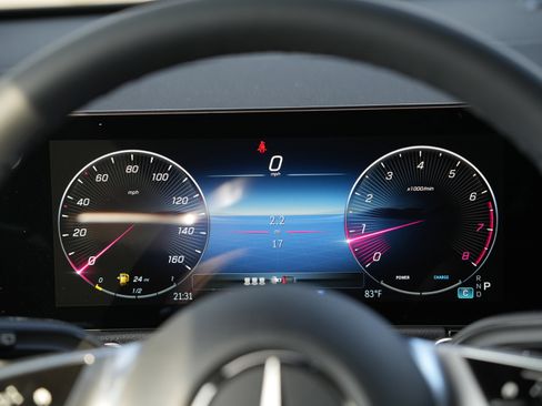 New 2026 Mercedes-Benz GLB 250 4MATIC image 23