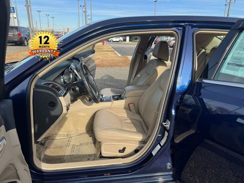Used 2014 Chrysler 300 image 13
