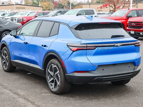 New 2026 Chevrolet Equinox EV LT image 2