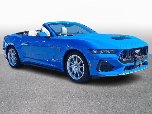 Used 2024 Ford Mustang GT Premium RWD image 3