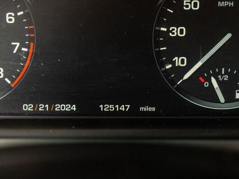 Used 2011 Land Rover Range Rover Autobiography AWD/4WD image 39