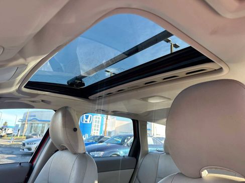 Used 2005 Volvo V50 T5 image 23