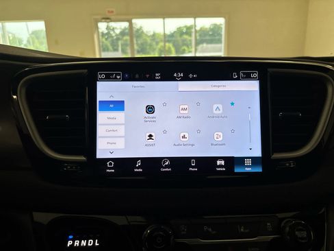 New 2026 Chrysler Voyager LX image 38