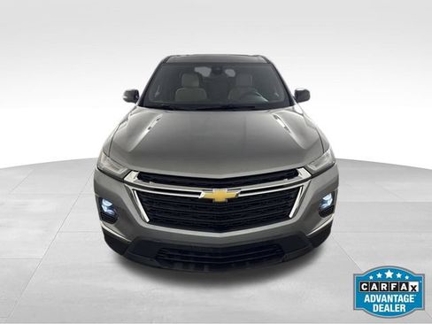 Used 2023 Chevrolet Traverse LS AWD/4WD image 2