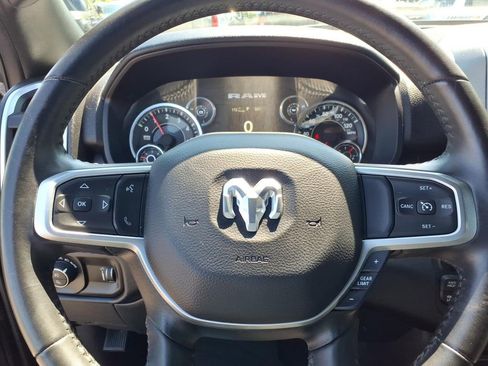 Used 2024 RAM 2500 Big Horn w/ Night Edition AWD/4WD image 5