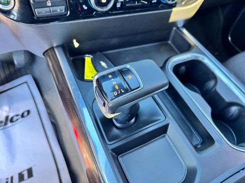 Used 2023 Chevrolet Silverado 1500 LT image 33
