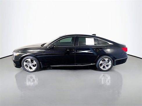 Used 2020 Honda Accord EX image 4