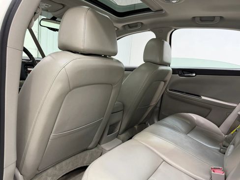 Used 2007 Chevrolet Impala SS w/ Convenience Package FWD image 16