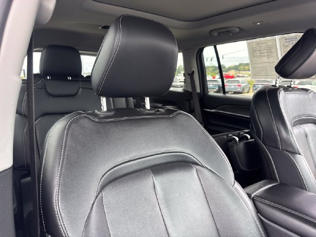 Used 2022 Jeep Grand Cherokee L Limited AWD/4WD image 32