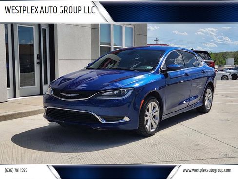 Used 2016 Chrysler 200 Limited FWD image 1