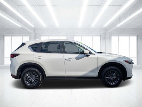 Used 2020 MAZDA CX-5 Sport image 2