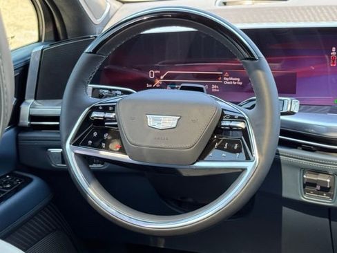 New 2025 Cadillac Escalade IQ Luxury 2 image 25