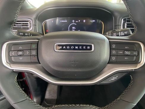 Used 2025 Jeep Wagoneer Series II w/ Convenience Group I image 18