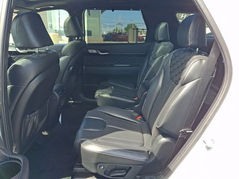 Used 2022 Hyundai Palisade Calligraphy w/ Cargo Package AWD/4WD image 11