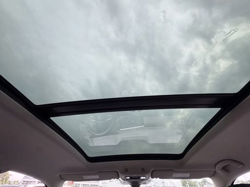 New 2026 Volkswagen Atlas SEL Premium R-Line image 24