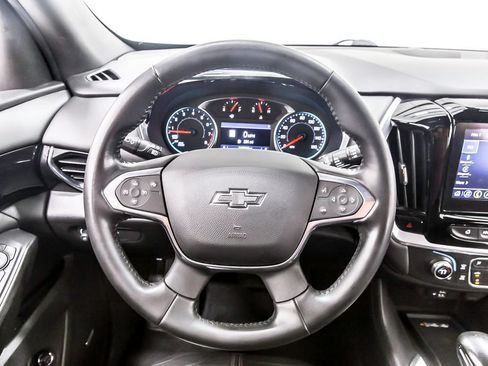 Used 2022 Chevrolet Traverse RS FWD image 21