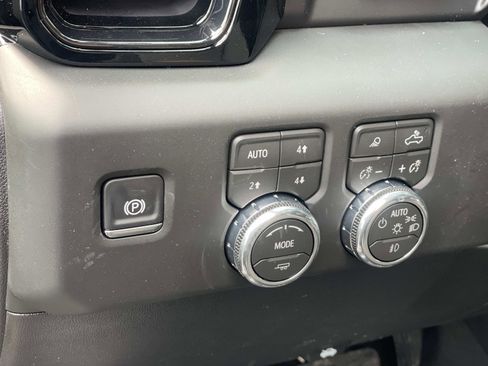 New 2026 GMC Sierra 1500 AT4 w/ AT4 Premium Package image 17