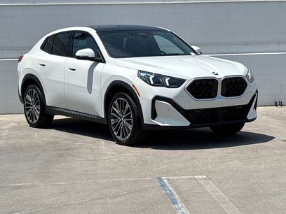 New 2025 BMW X2 xDrive28i w/ Technology Package
