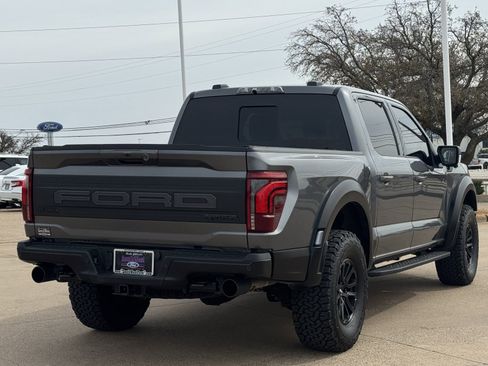 Used 2025 Ford F150 Raptor image 3