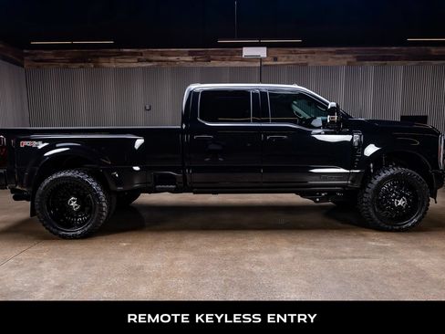 Used 2026 Ford F350 Platinum w/ Platinum Plus Package AWD/4WD image 11