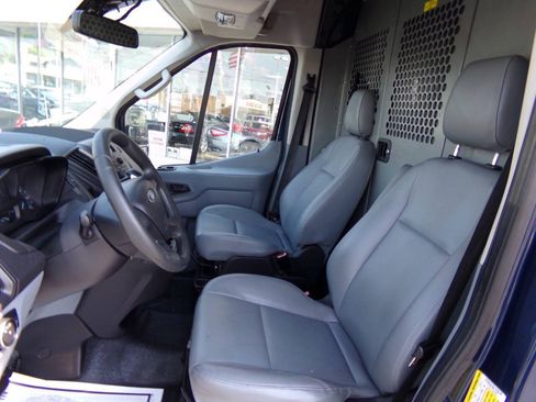 Used 2016 Ford Transit 250 130 Medium Roof RWD image 8