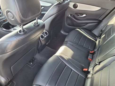 Used 2022 Mercedes-Benz GLC 300 GLC 300 image 10