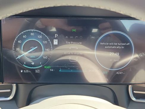 Certified 2025 Hyundai Elantra SEL FWD image 7