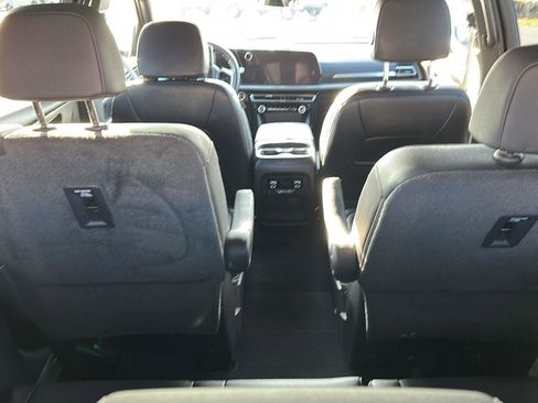 Used 2024 Chevrolet Traverse LT w/ Enhanced Driving Package image 10