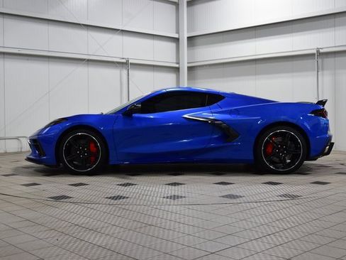Used 2020 Chevrolet Corvette Stingray Preferred Cpe w/ 2LT Preferred Equipment Group image 4