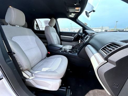 Used 2018 Ford Explorer 4WD image 17