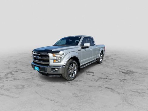 Used 2015 Ford F150 Lariat w/ Equipment Group 501A Mid image 4