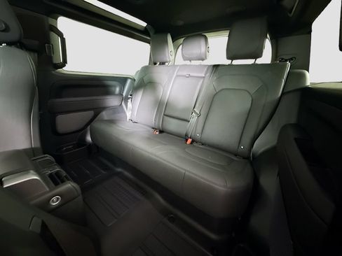 Certified 2023 Land Rover Defender 90 V8 AWD/4WD image 21