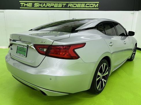 Used 2017 Nissan Maxima 3.5 SV FWD image 10