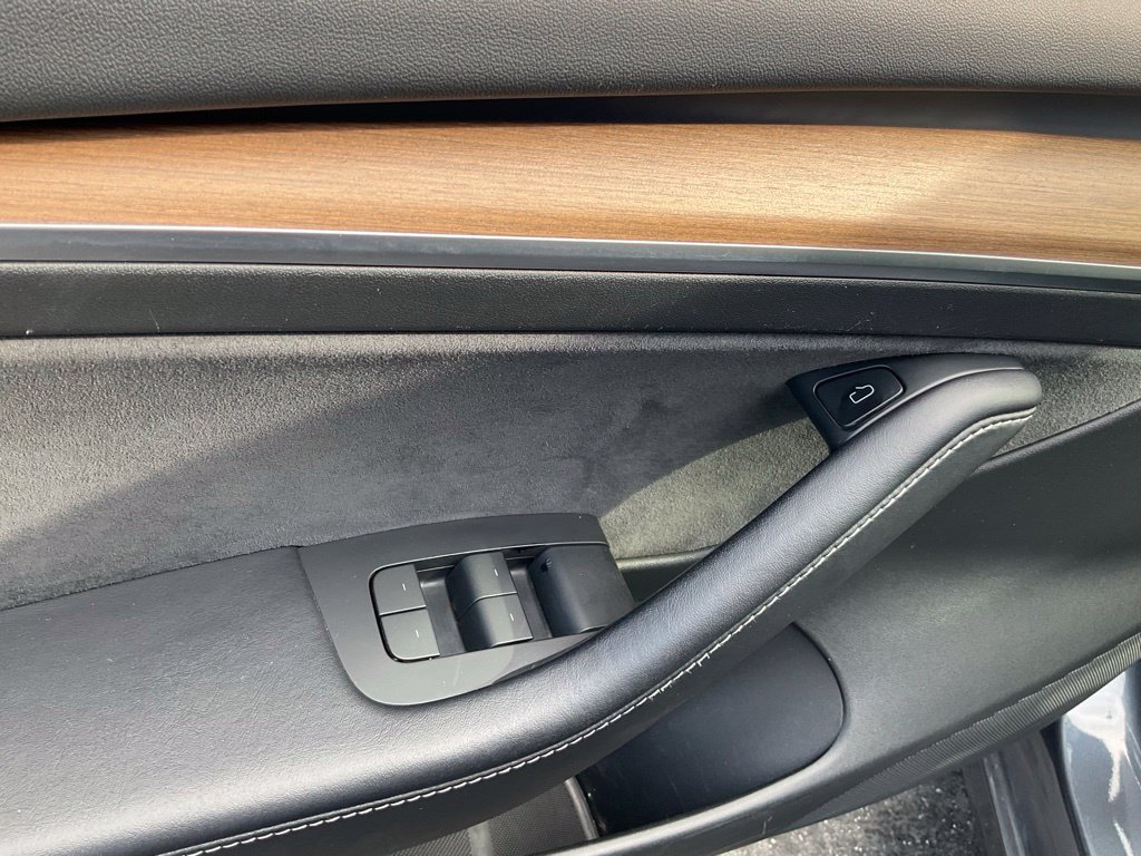 Used 2023 Tesla Model 3 Standard Range RWD image 24