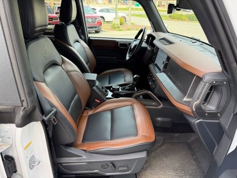 Used 2024 Ford Bronco Outer Banks image 44