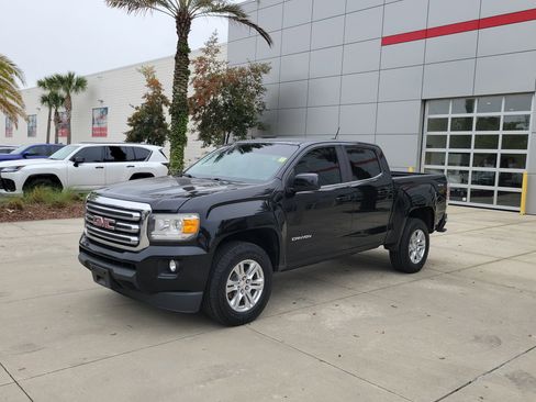Used 2019 GMC Canyon SLE w/ SLE Convenience Package image 1