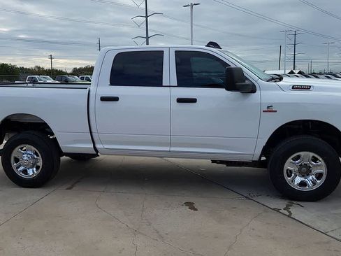 New 2026 RAM 2500 Tradesman AWD/4WD image 9