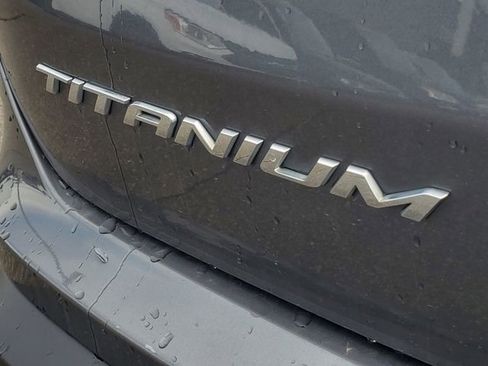 Used 2022 Ford Edge Titanium AWD/4WD image 30