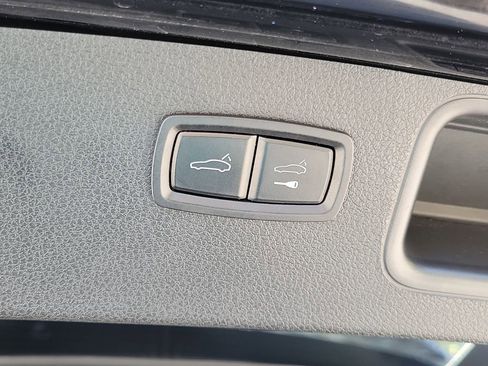 Used 2017 Porsche Macan S image 11