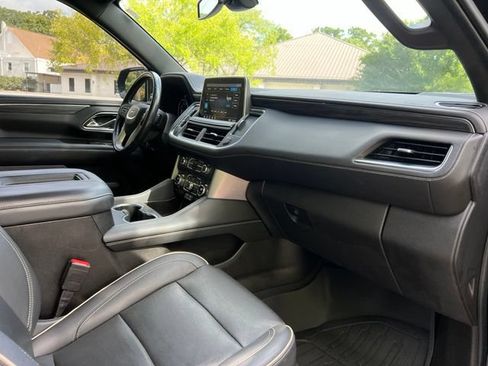 Used 2021 GMC Yukon SLT AWD/4WD image 21