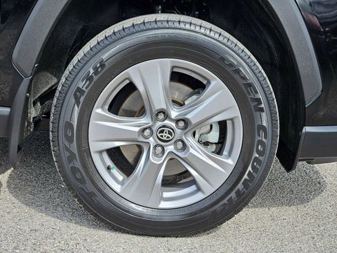 Used 2023 Toyota RAV4 XLE image 15