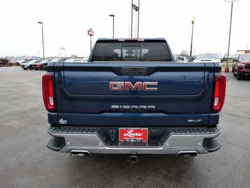Certified 2022 GMC Sierra 1500 SLT w/ SLT Premium Plus Package image 6